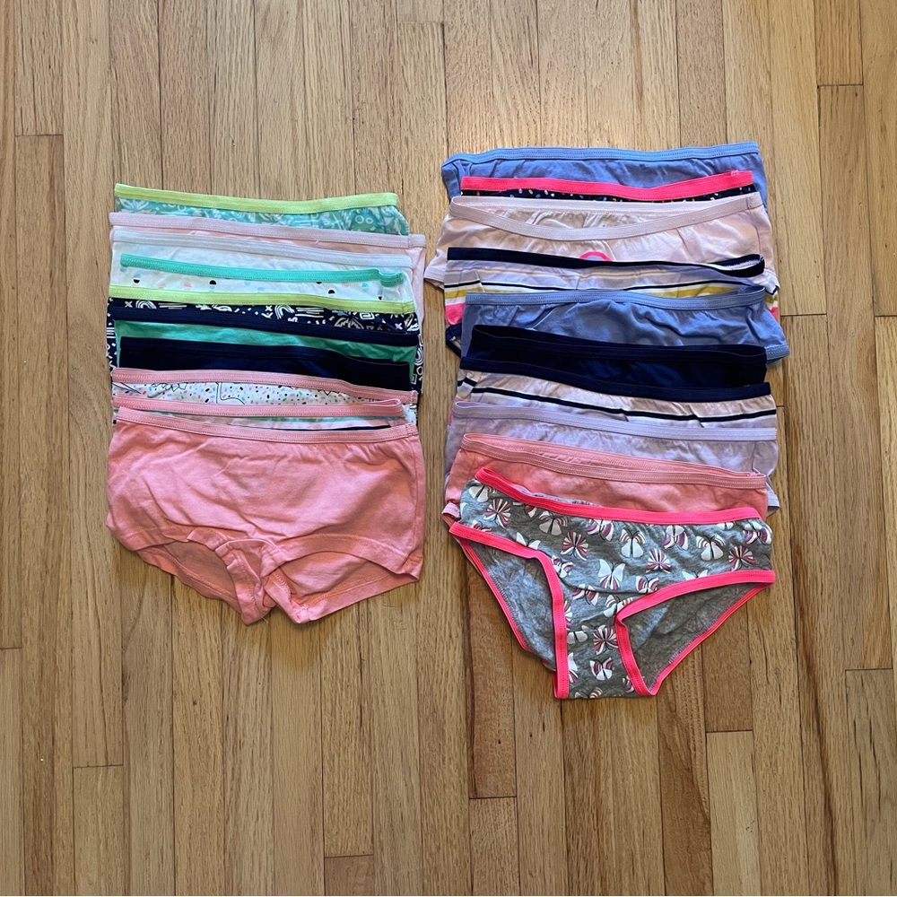 Bundle of 20 Cat and Jack size 6 underwear